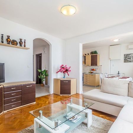 Apartment Lucky 1 Rijeka Eksteriør billede