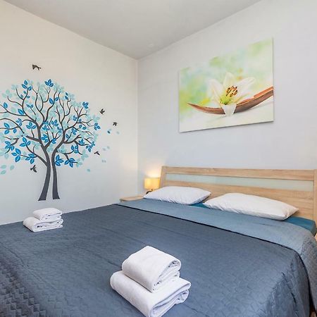 Apartment Lucky 1 Rijeka Eksteriør billede