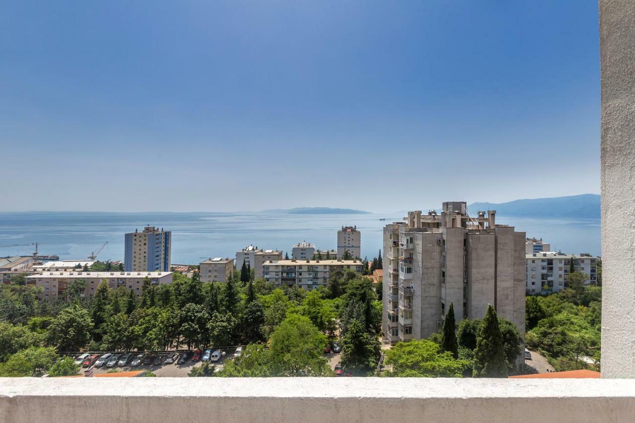 Apartment Lucky 1 Rijeka Eksteriør billede